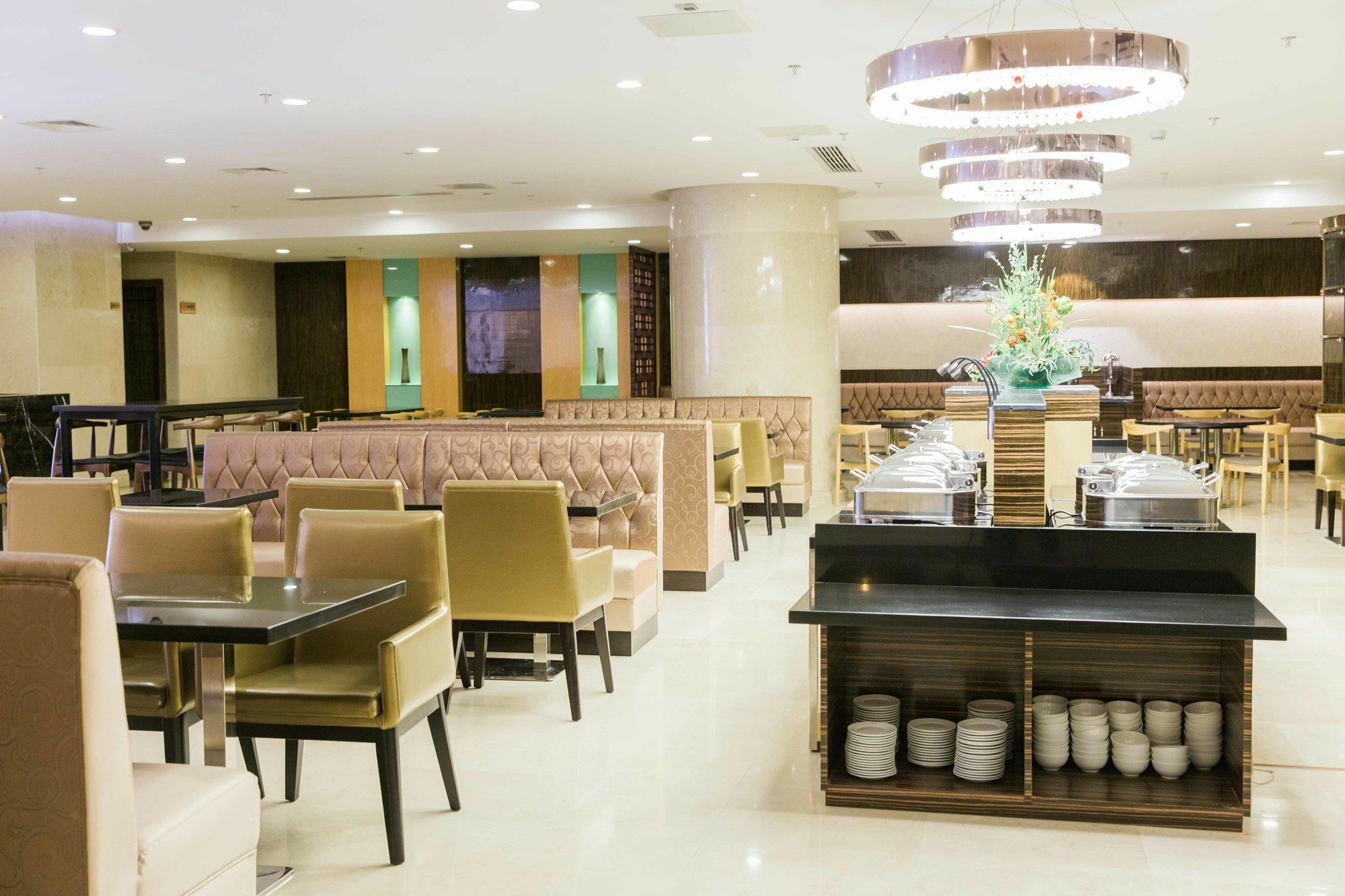 Swiss-Belhotel Blulane Manilla Buitenkant foto