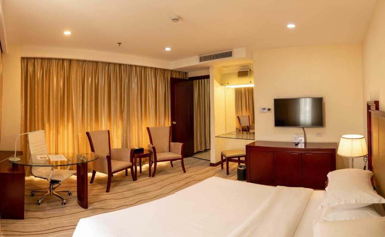Swiss-Belhotel Blulane Manilla Buitenkant foto